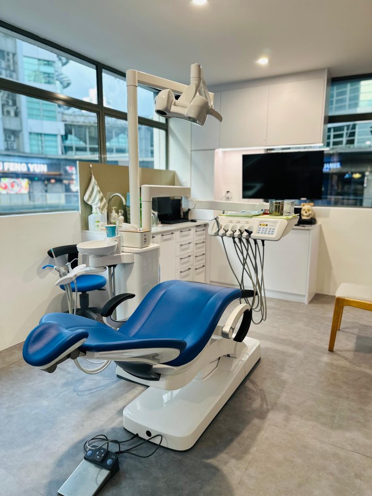 dental treatment room in Dental Clinic Solaris Mont Kiara